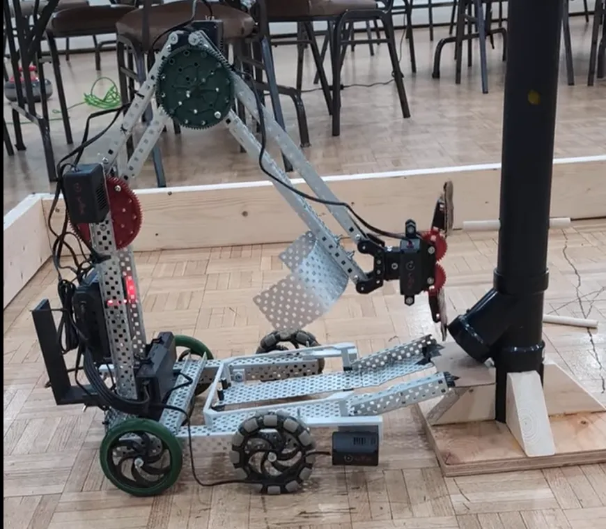 The first design of our robot